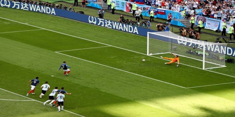 Cách soi kèo Penalty bách chiến bách thắng tại Mibet 4 Soi-keo-Penalty-Tim-hieu-ve-keo-luan-luu-trong-tung-luot-sut